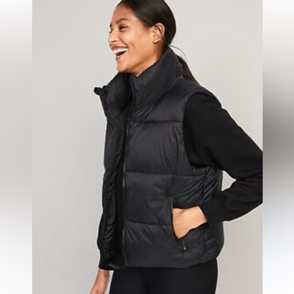New Old Navy Frost Free Puffer Vest Size XL Black - Picture 2 of 4